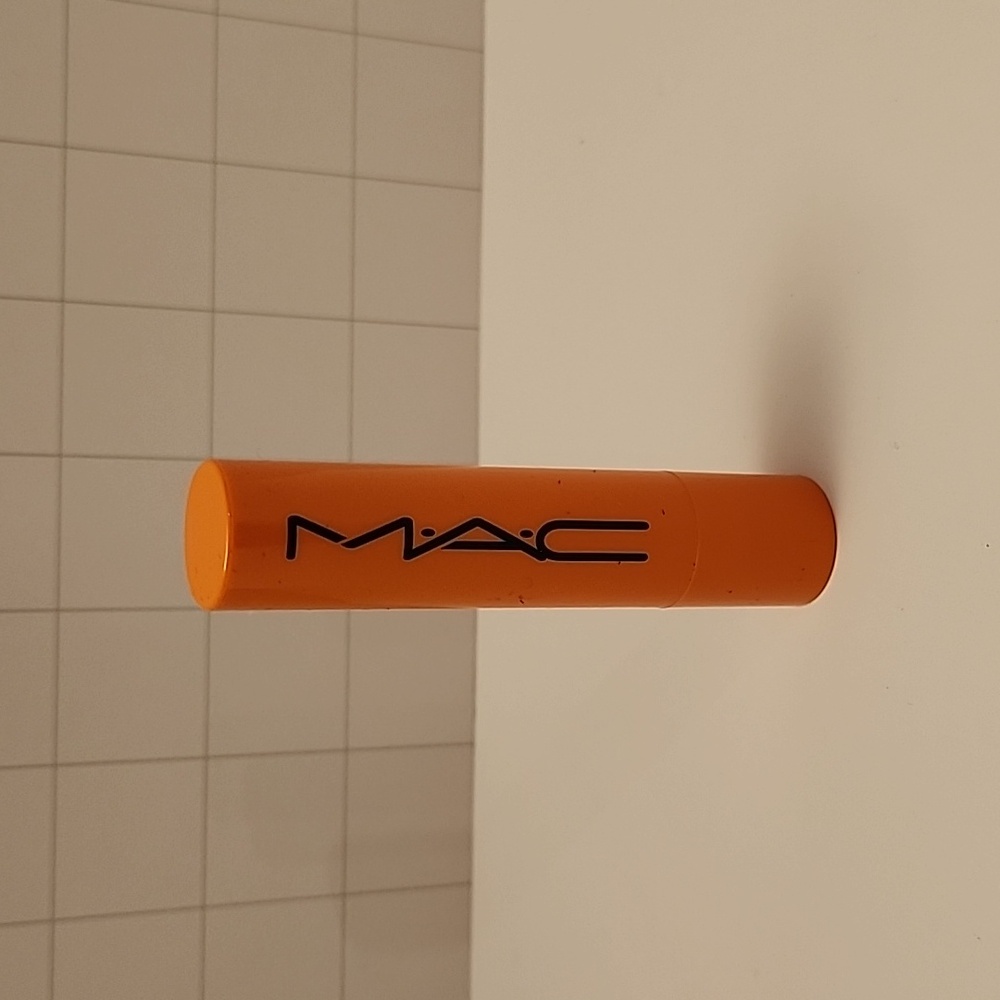 MAC Squirt Plumping Gloss Stick - 11 Hazard (Yellow Orange) - .08 oz / 2.3 g. - Picture 4 of 4